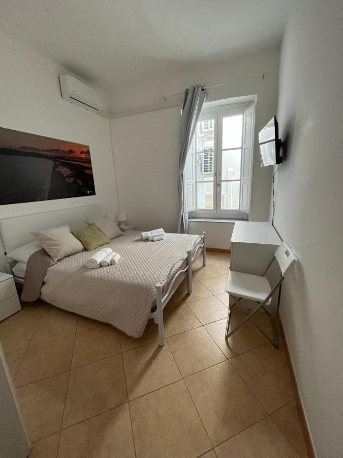Sky Moon Cagliari Centro Vista Mare Apartment Ngoại thất bức ảnh